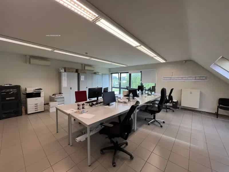 Kantoorruimte te huur Erpe-Mere 252m2 E40