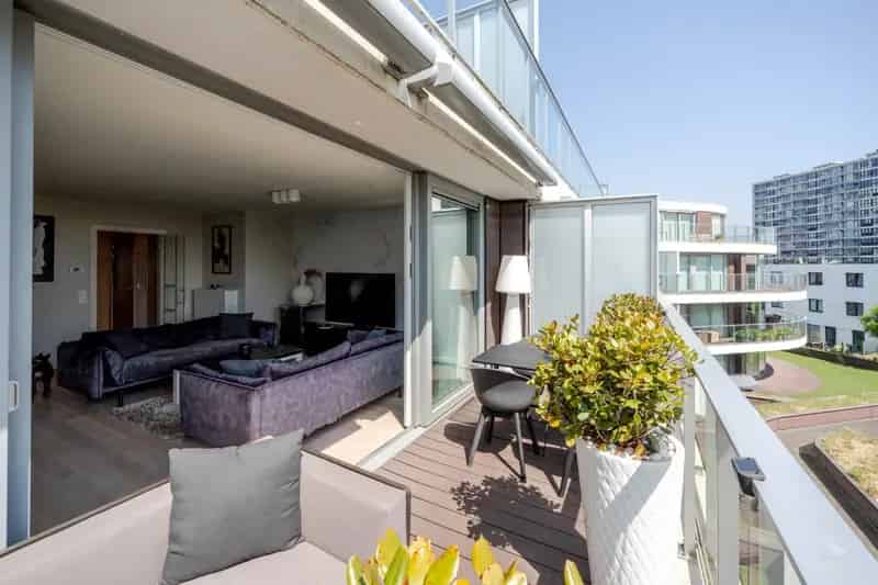 Appartement te koop: 2 slaapkamers, 2 terrassen, luxe afwerking, strand nabij