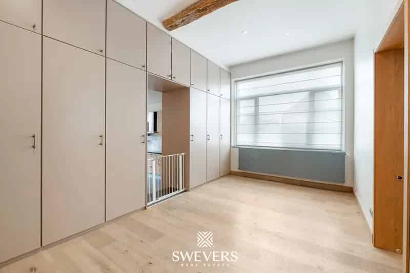 Huis te koop Landen: 5 slaapkamers, zwembad, luxe afwerking