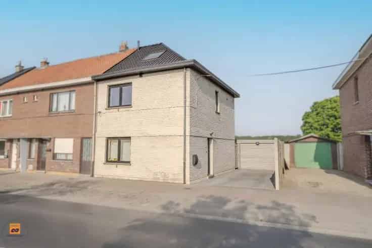 Huis Te Koop Waarschoot - 3 slaapkamers - Volledig gerenoveerd
