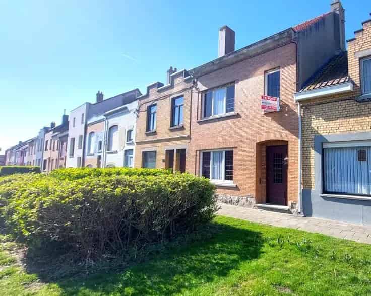 Te renoveren Rijwoning 3 slaapkamers Bredene