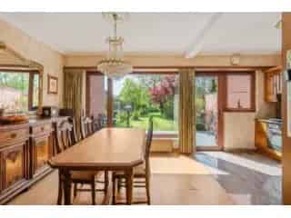 Huis te koop Brasschaat 3 slaapkamers grote tuin