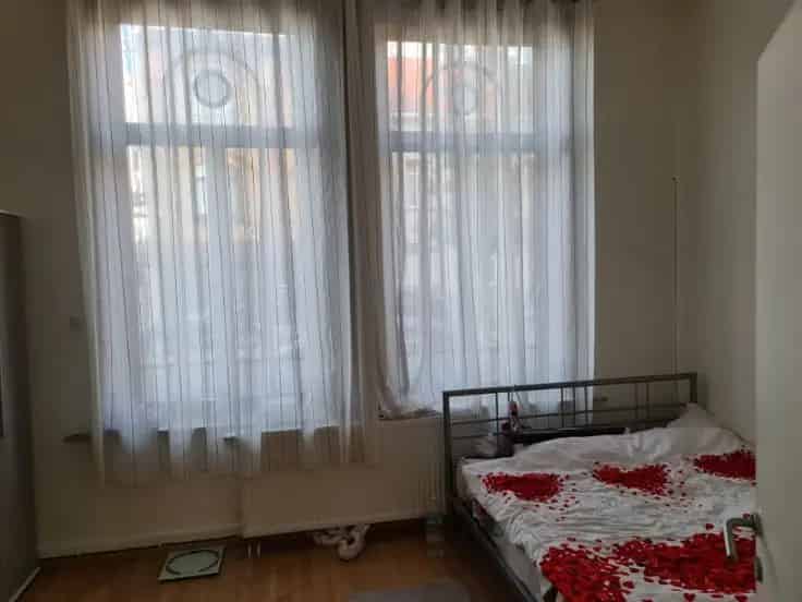 Huis Te Koop Berchem-Sainte-Agathe 3 Appartementen