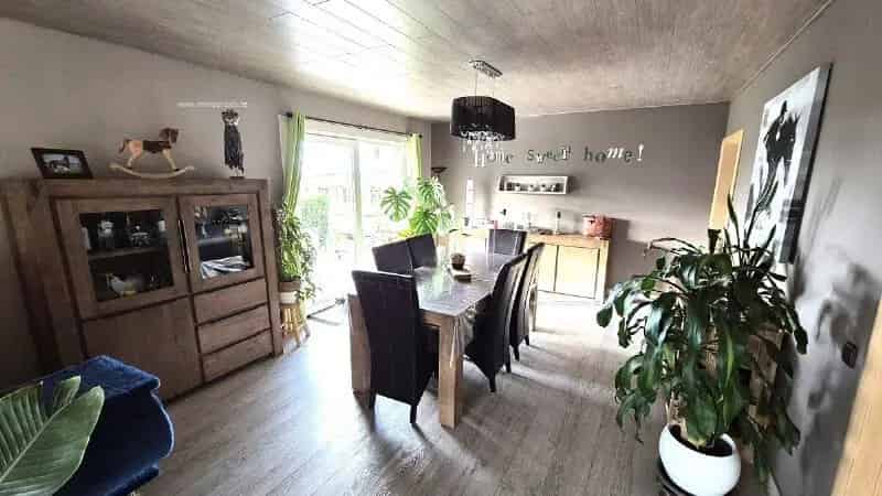 Woning te koop Ruien 3 slaapkamers Polyvalente ruimte 200m²