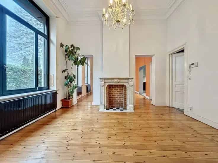 Huis Te Koop Elsene Triplexwoning Terras 4 slaapkamers