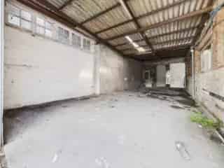 Industrie te koop Doornik - 9 Magazijnen 1745m²