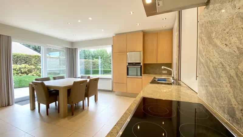 Huis te huur Waregem 4 slaapkamers grote tuin Desselgem