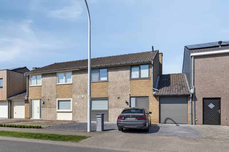 Huis te huur: 3 slaapkamers, garage, tuin - Rustige buurt