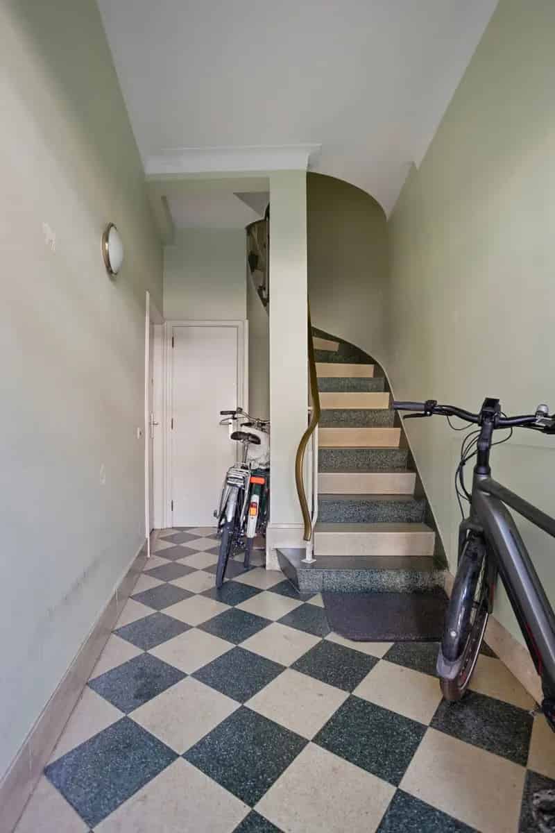Vergund Opbrengsteigendom Handelszaak 3 Appartementen
