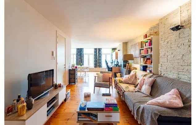 Huur 1 slaapkamer appartement van 80 m² in Antwerp