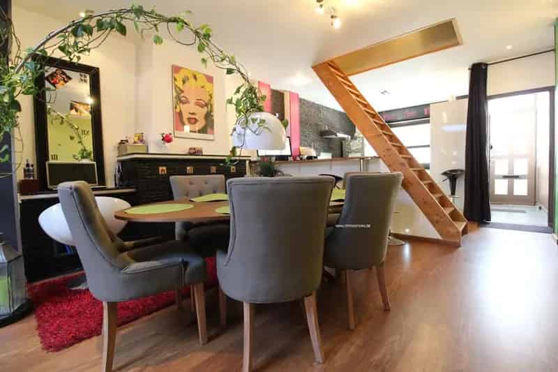 Huis te koop Westouter: Unieke Alleenstaande Woning met Uitzicht