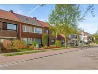 Huis te Koop Kontich 3 Slaapkamers Tuin Garage