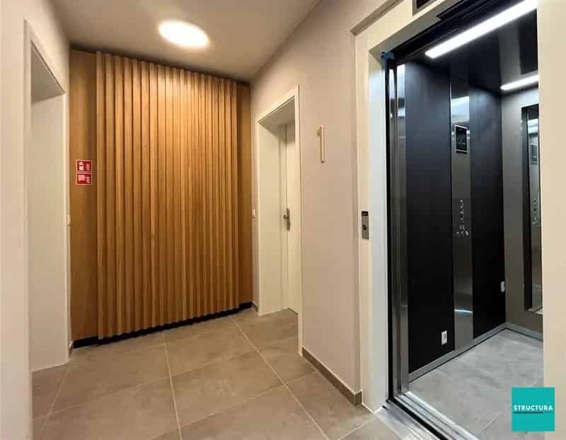 Appartement 2 slaapkamers terras kelder staanplaats te koop
