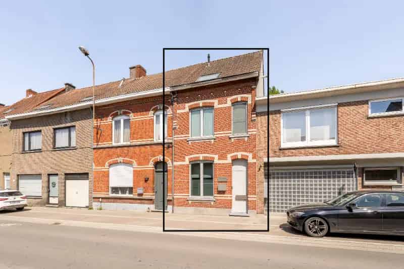 Huis te koop: Instapklare luxe woning met tuin nabij station