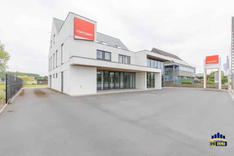 Handelspand te huur Kruisem 550m²