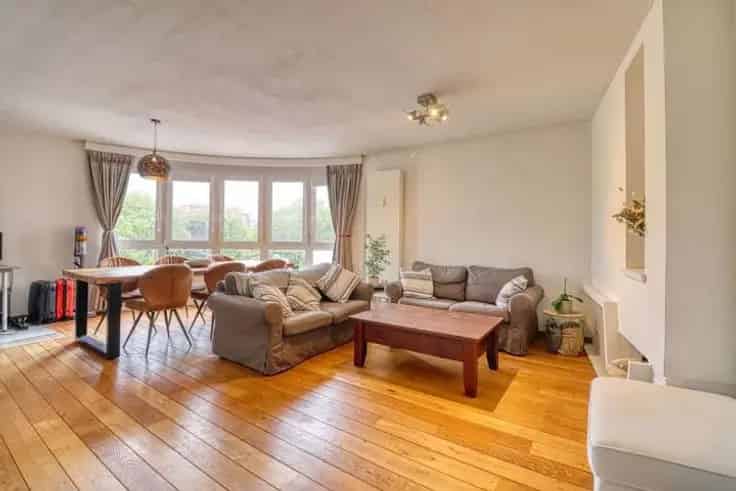 Appartement 1 Slaapkamer 73m² Terras Te Koop Nabij Place du Miroir