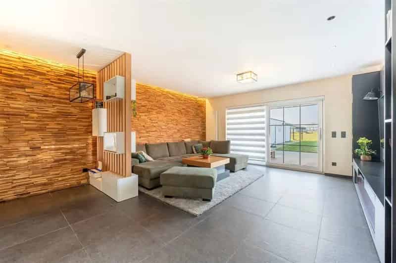 Huis te koop Belsele: Trendy halfopen bebouwing met landelijk uitzicht