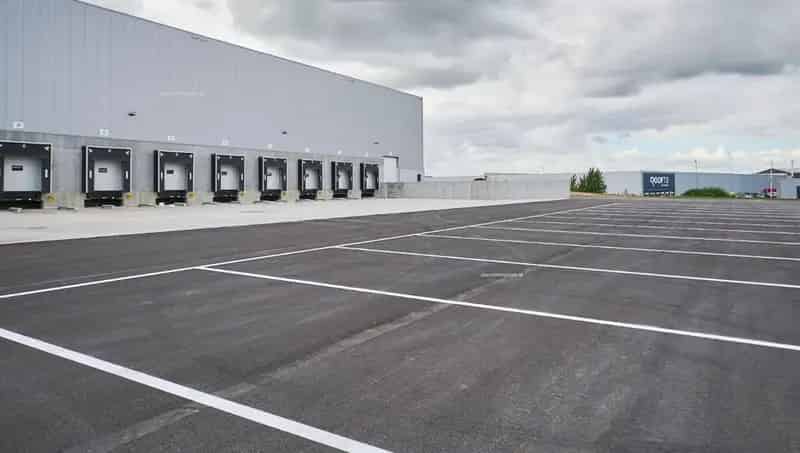 Bedrijfsgebouw te huur Tongeren 48000m2