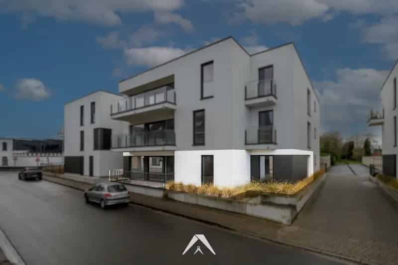 Gelijkvloers Appartement 152m² 3 slaapkamers Ruim Terras