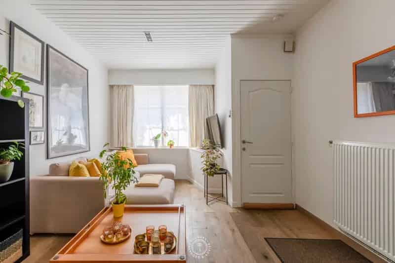 Huis te koop: Instapklare stadswoning met tuin en zonnepanelen