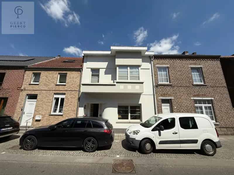 Huis te huur: Gerenoveerd appartementencomplex met tuin