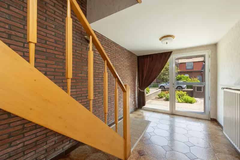 Huis te huur Mortsel: gezinswoning met garage en tuin