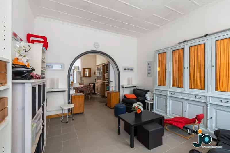 Grote gezinswoning te koop Oostende 5 slaapkamers 2 badkamers