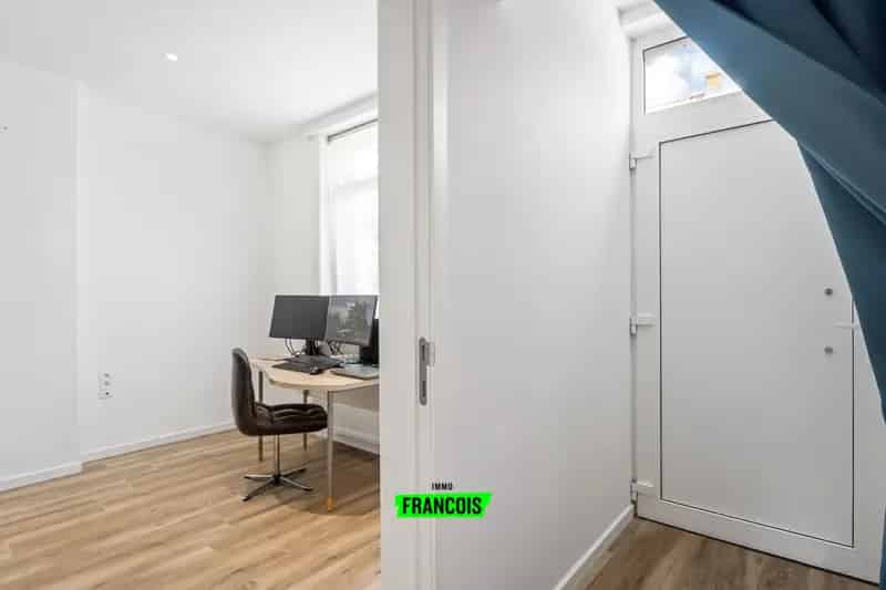 Gerenoveerde woning met tuin te Nieuwkapelle