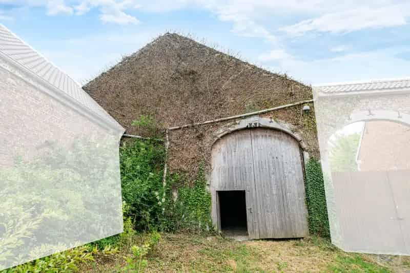 Grote Grange te Huur 387m² Opslag Projecten