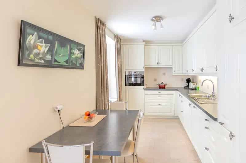 Appartement te koop 3 slaapkamers centrale ligging
