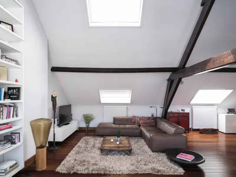 Appartement te koop Gent: Ruim 3-slaapkamer appartement in historisch hoekgebouw