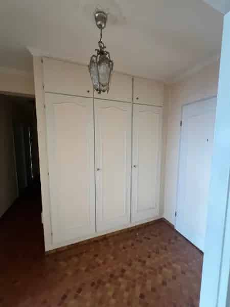 Appartement 2 slaapkamers te koop autostaanplaats kelder
