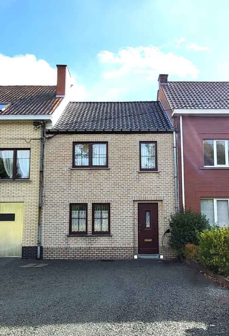 Charmant woning op 432m² met zonnige tuin, landelijk gelegen met ruime parkeergelegenheid!