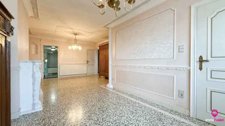 Huis te huur Boekt 4 slaapkamers grote tuin