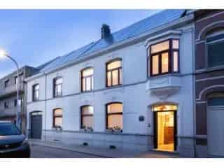 Huis te Koop Wakken Ruim Herenhuis Jacuzzi Binnentuin