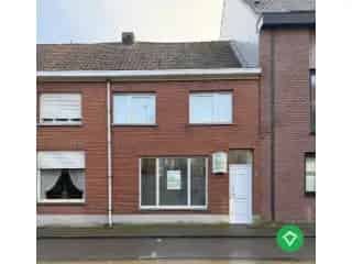 Huis te Koop Staden 3 slaapkamers Mogelijkheid 4e Slaapkamer