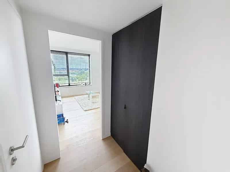 Appartement te koop te Veurne: 2 slaapkamers, terras en staanplaats