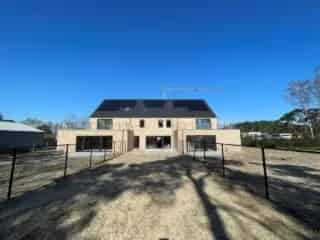 Huis te Koop Stekene 5 slaapkamers 252m²