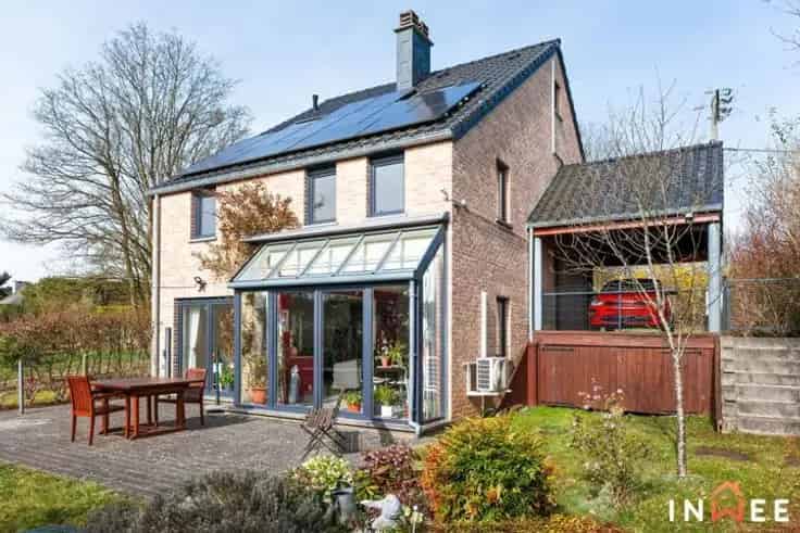Ruime Villa 4 slaapkamers Gesves
