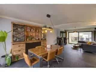 Huis te koop Schoten - Instapklare woning met magazijn
