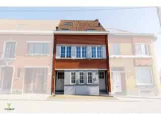 Huis te Koop Zwevegem - Kantoor en Appartementen