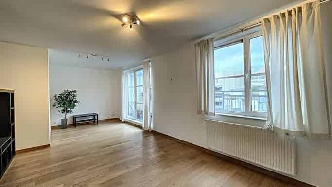 Appartement te Huur Brussel Centrum 155m² 3 slaapkamers 2 terrassen Parking