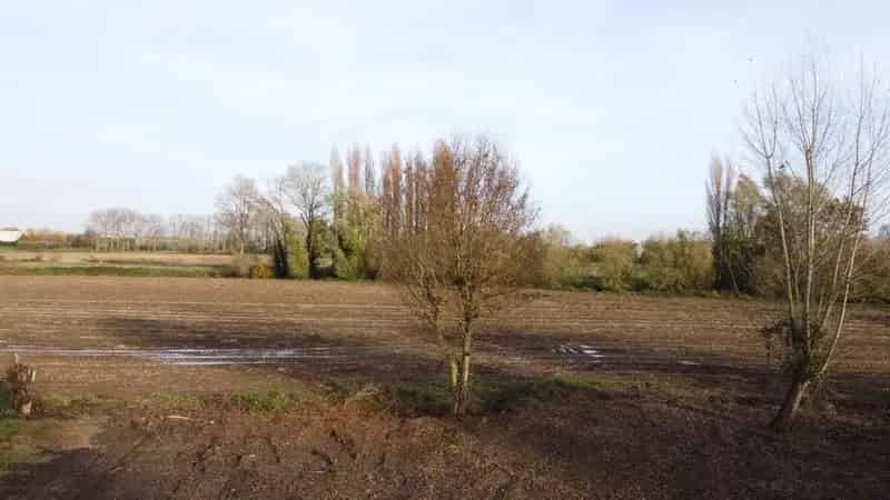 Bouwgrond 2000m² Stadsrand Open Zicht Geen Bouwverplichting