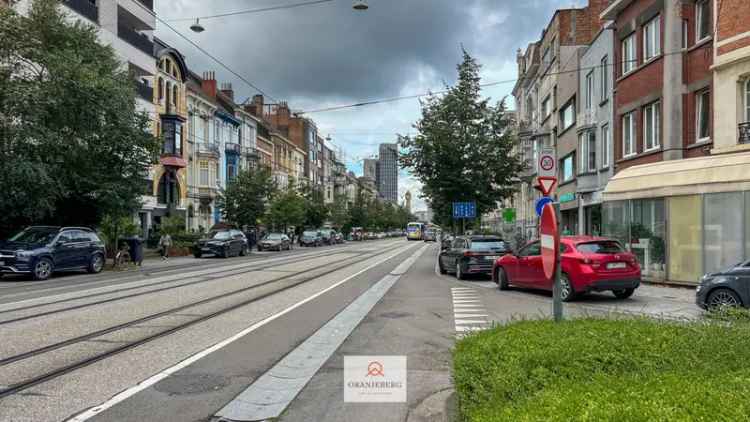 Te koop kantoor in Gent vlakbij station Gent-Sint-Pieters