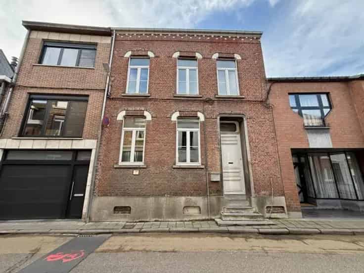 Herenhuis te koop Zoutleeuw te renoveren