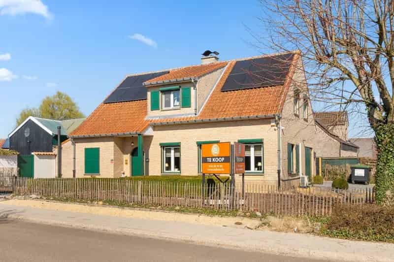 Ruime Instapklare Villa met 5 slaapkamers te Herk-de-Stad