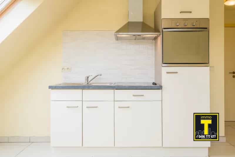 Appartement te koop Merelbeke: 1 slaapkamer, terras, starterswoning