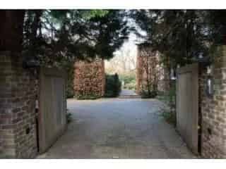 Villa te koop Schoten - Authentieke Interbellum woning met tuin