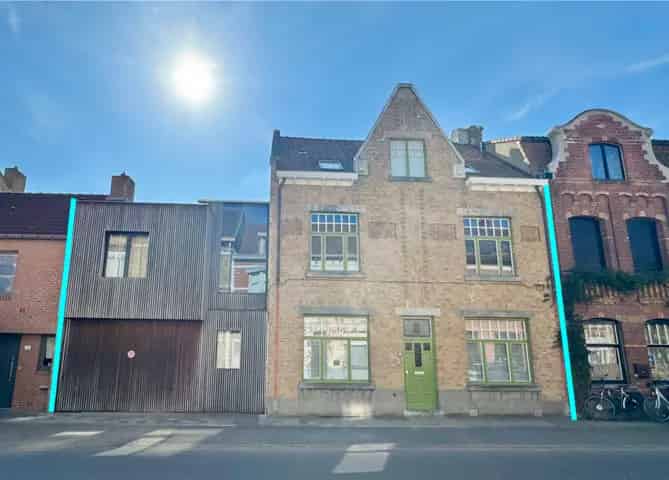 Huis te koop Brugge Sint-Kruis: Stadse charme met tuin en garage