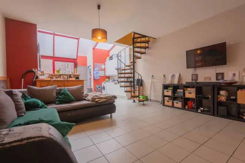 Huis te koop 2 slaapkamers zolder